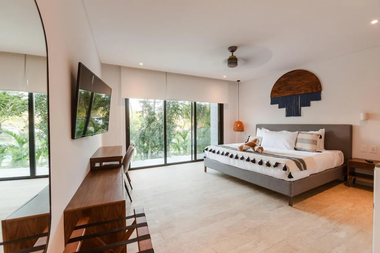 Your Place In Town With Pool, Coworking And Gym Located At Central Park Lagunas Tulum Apartment