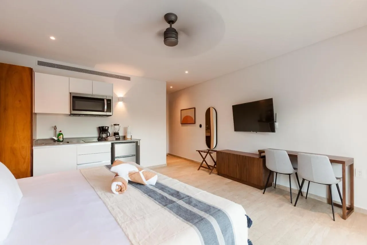 Your Place In Town With Pool, Coworking And Gym Located At Central Park Lagunas 툴룸 아파트